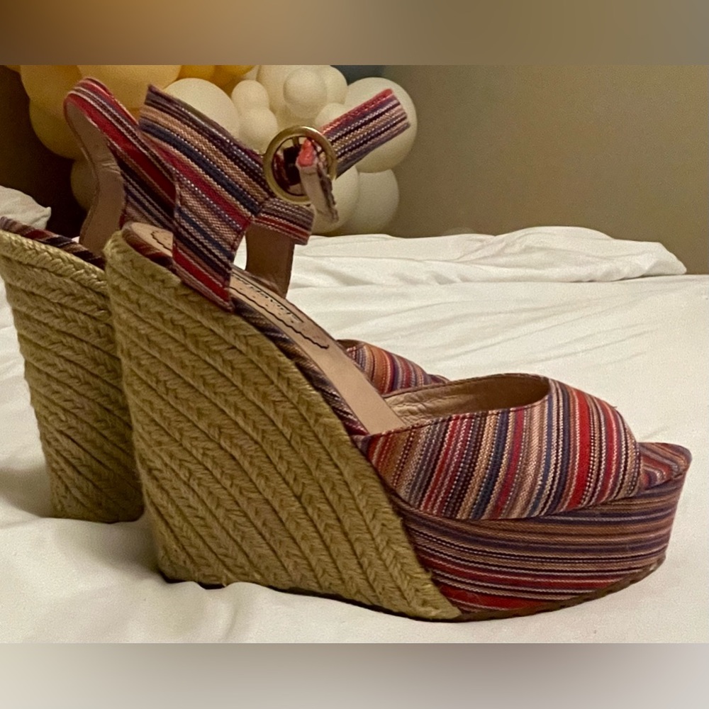 Charles David Multi Color 5” Wedges, Size 7 - image 3